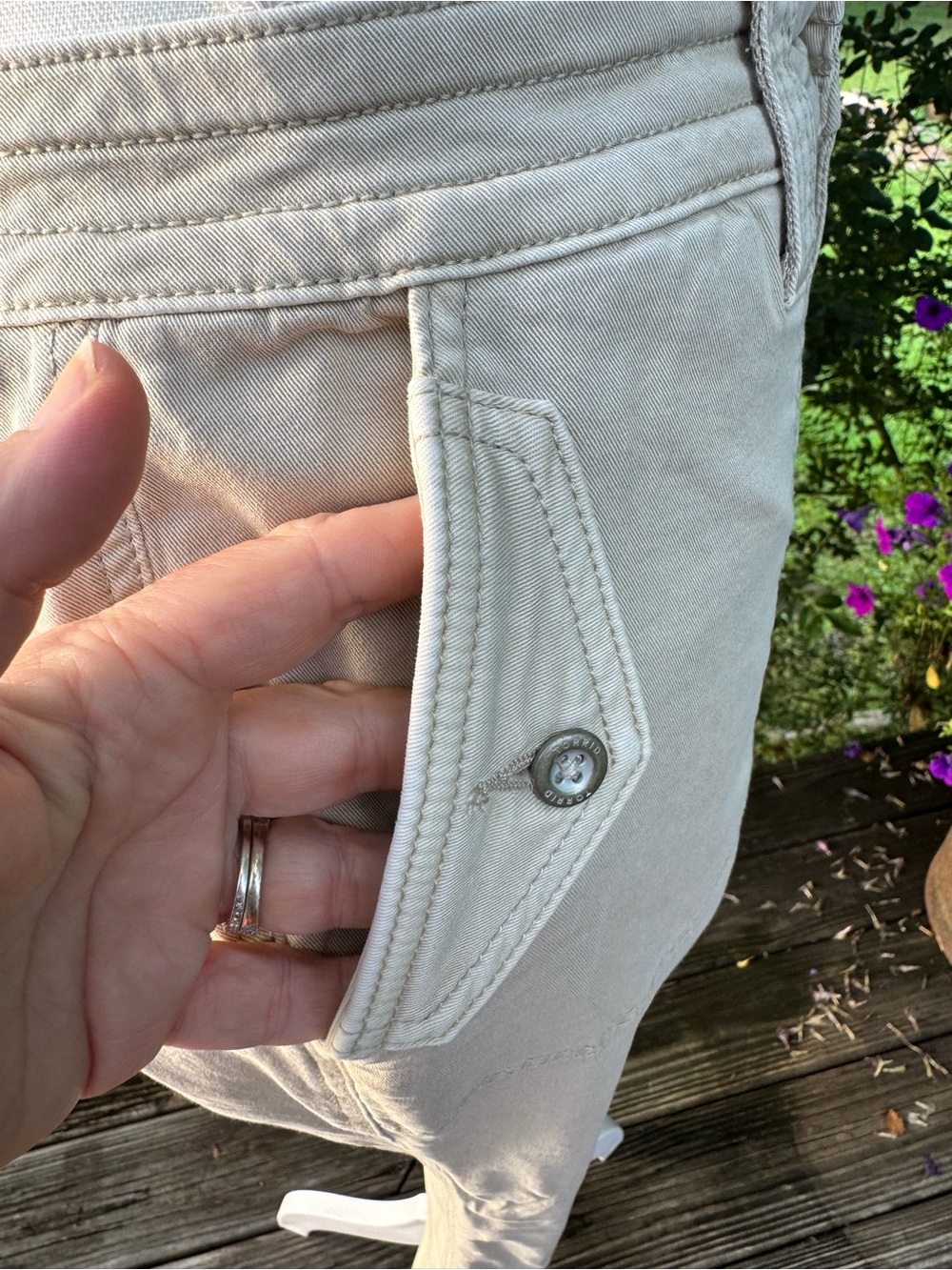 Torrid Size 16 Beige Crop Pants Stretch Cotton Mid Rise Utility Pocket Casual - Picture 4 of 13